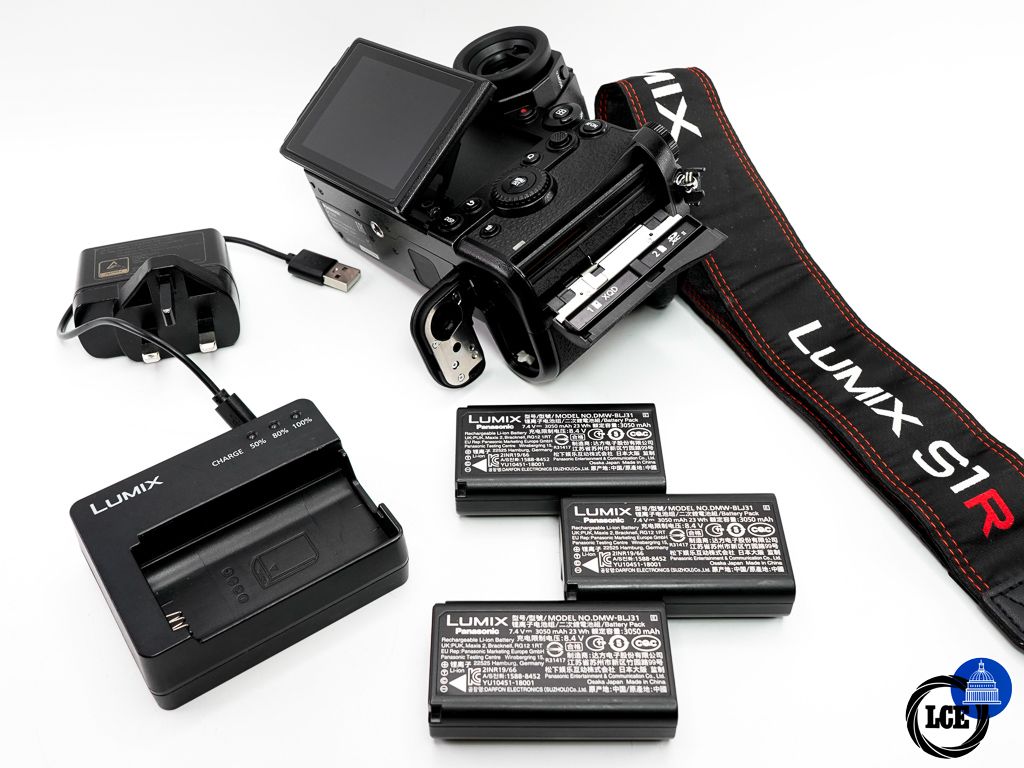 Panasonic S1R Body + 2 Spare Batteries 