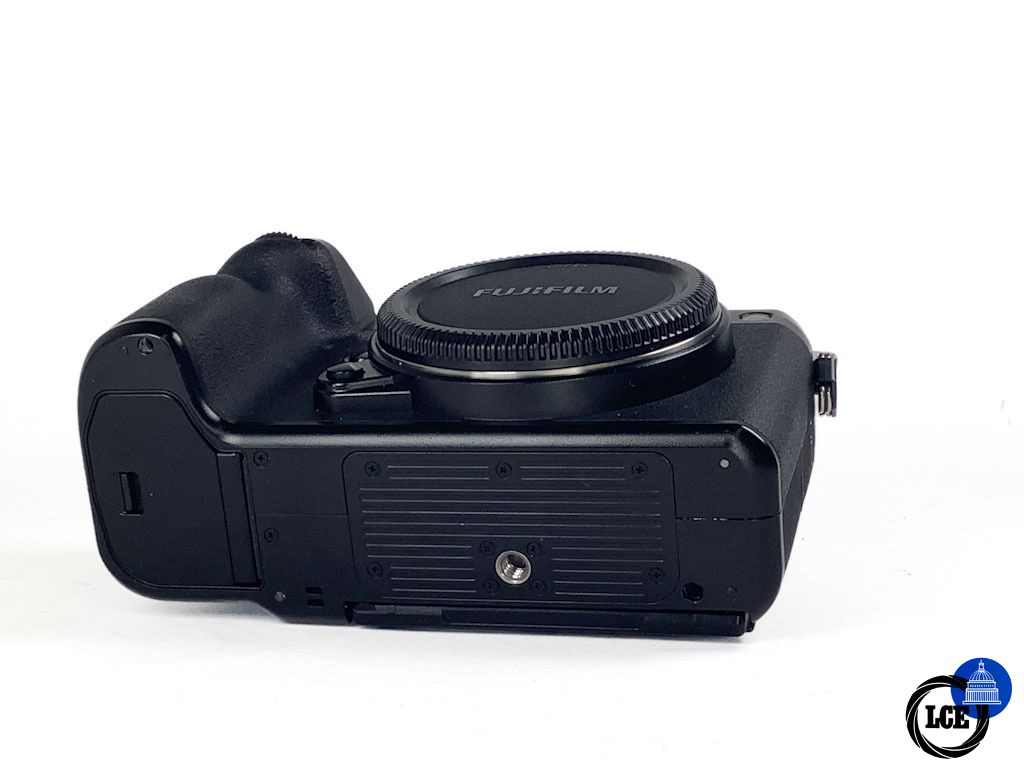 FujiFilm GFX100s Body