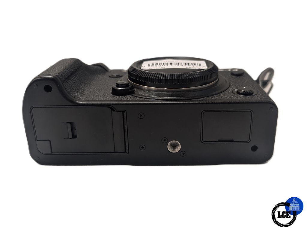 FujiFilm X-T4 Body - Low 400 Shutter Count!