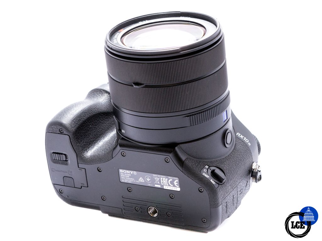 Sony Cybershot RX10 Mark III