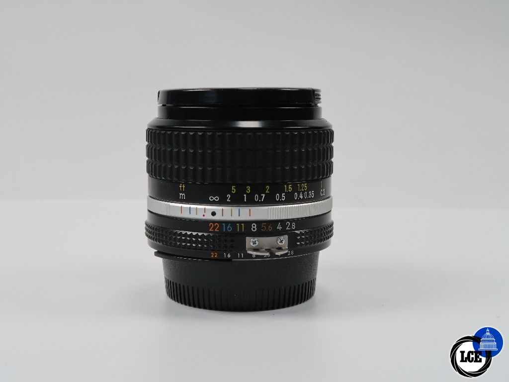 Nikon 24mm f2.8 Ai
