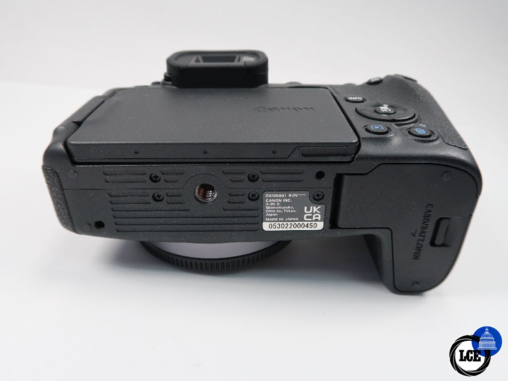 Canon EOS R8 Body shutter count less than 1000