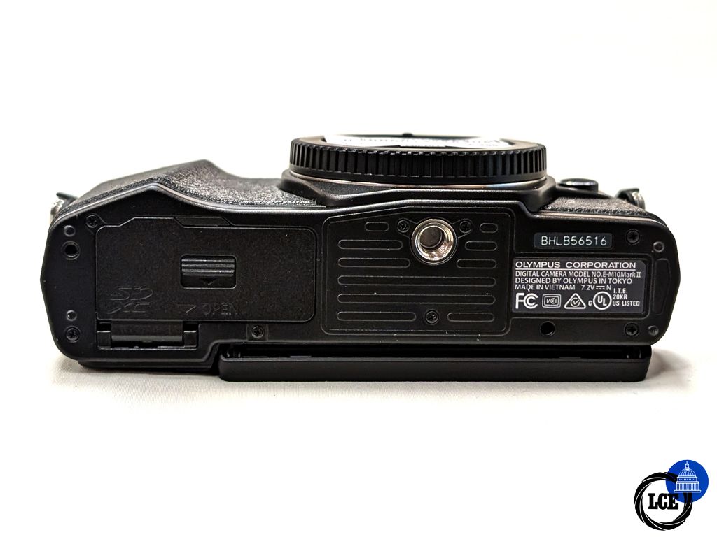 Olympus OM-D E-M10 II Body