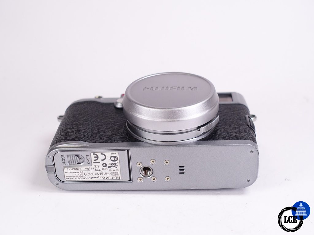 FujiFilm X100 Silver