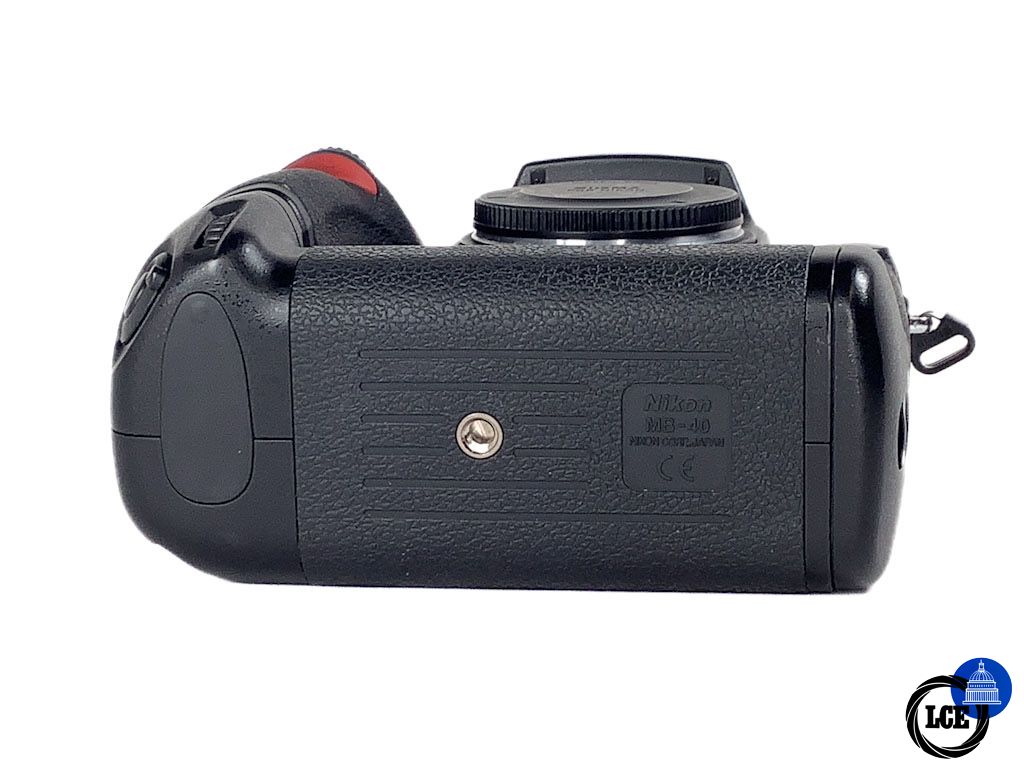 Nikon F6 + MD-40 Battery Grip