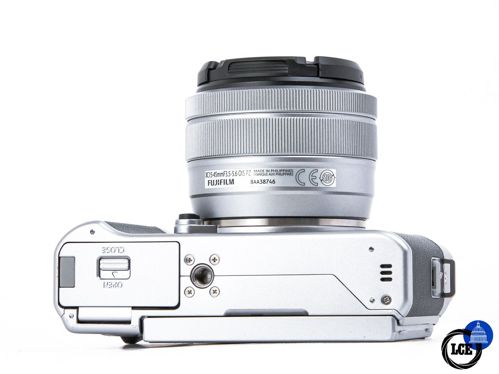 FujiFilm X-A5 + 15-45mm OIS PZ