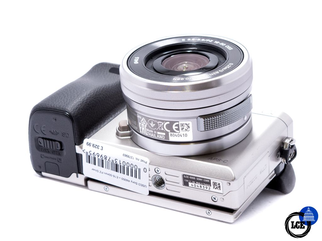 Sony A6000 + E 16-50mm f3.5-5.6 PZ OSS Silver *Very low shutter count* *Boxed*