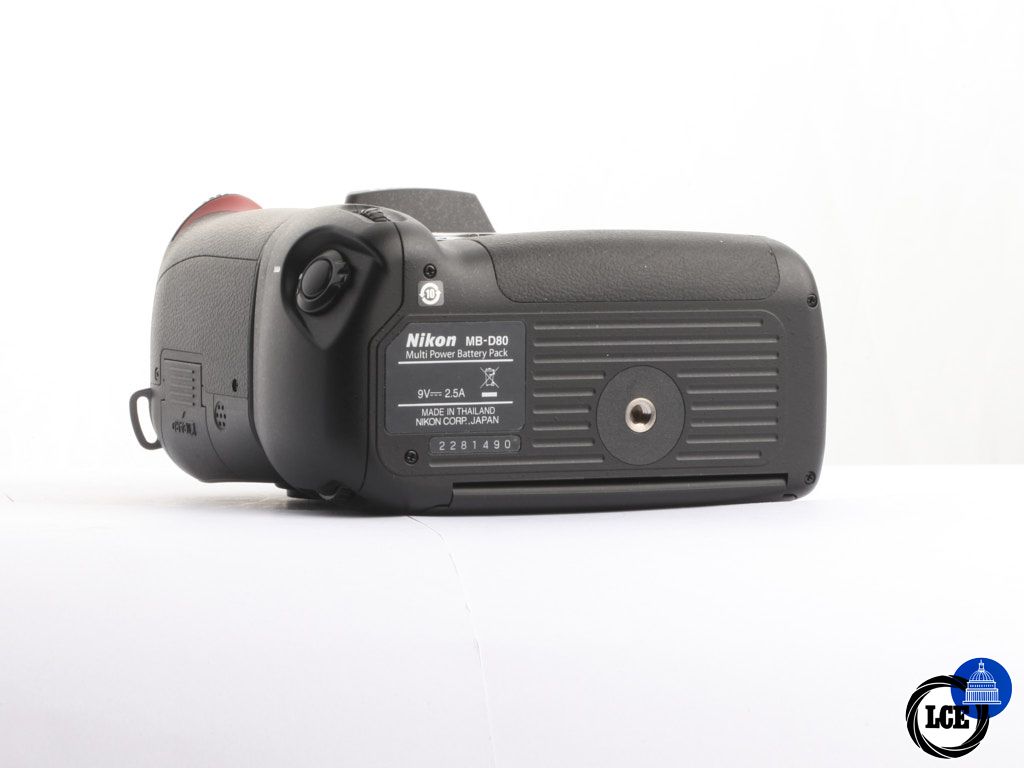 Nikon D90 [1K] + MB-D80 Grip [4*] | 10115644