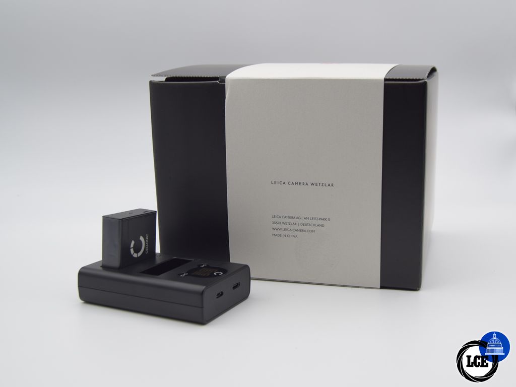 Leica D-LUX 8 Black Outfit