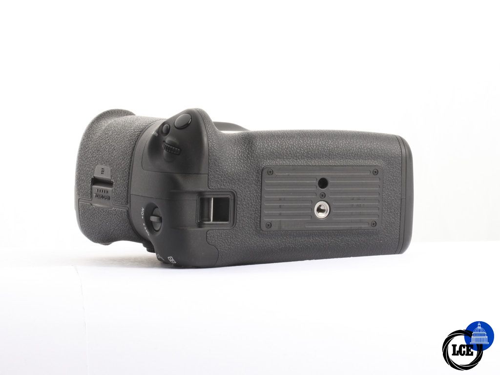 Canon EOS 5D IV + BG-E20 Grip [42.8K] [4*] | 10115701