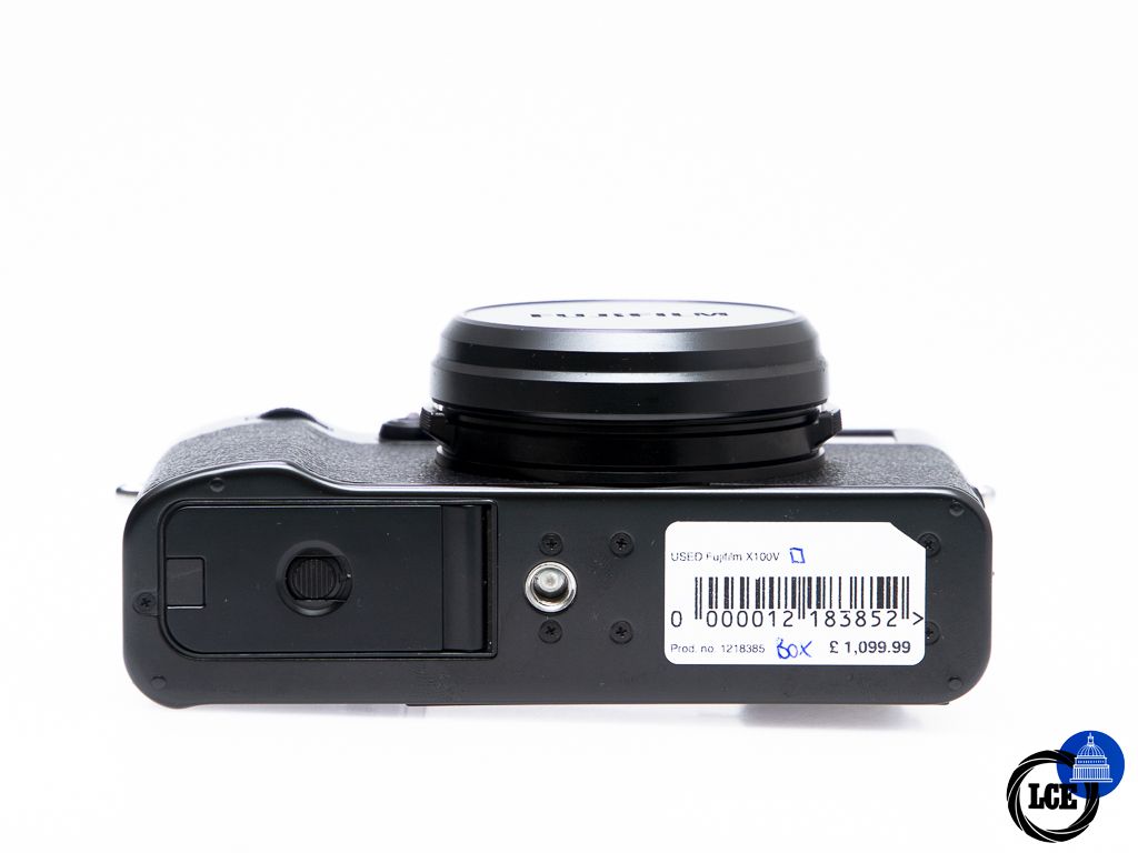 FujiFilm X100V 