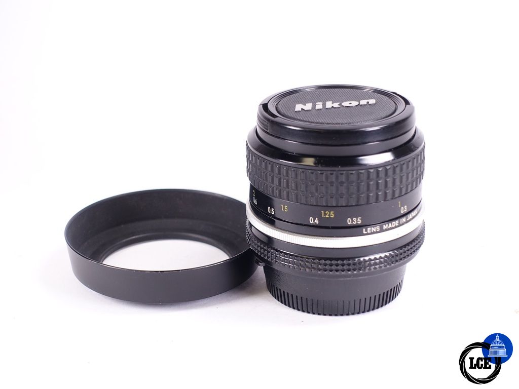 Nikon 28mm f3.8 AIS