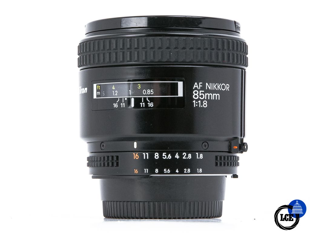 Nikon AF 85mm f1.8