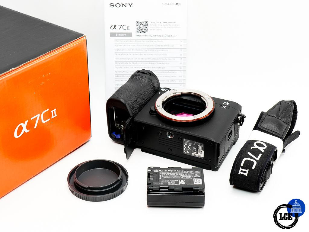 Sony A7C II Body * MINT, BOXED & VERY LOW SHUTTER COUNT *
