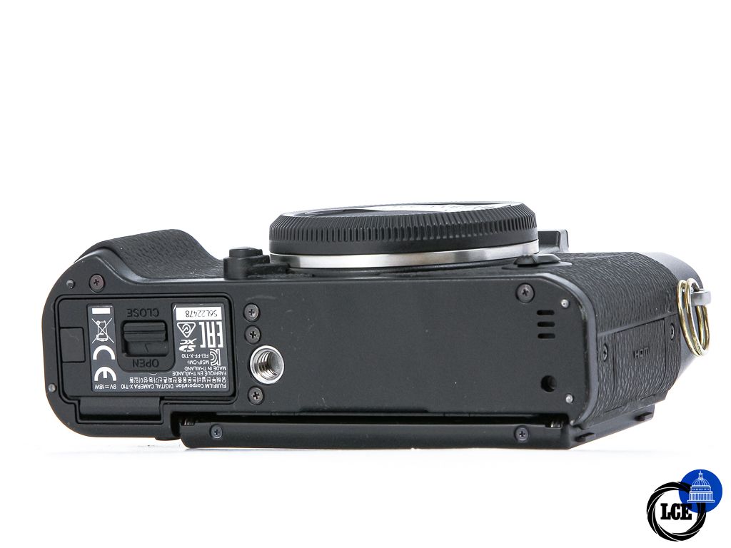 FujiFilm X-T10 Body **Boxed**