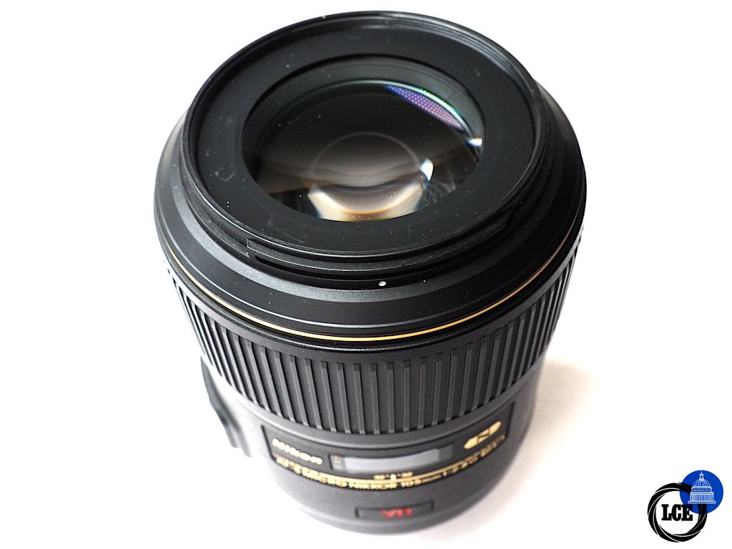 Nikon AF-S 105mm f2.8 VR