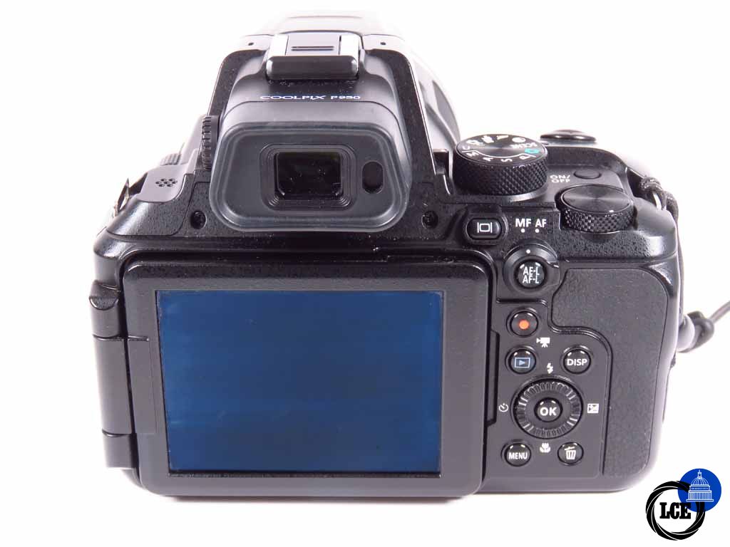 Nikon Coolpix P950