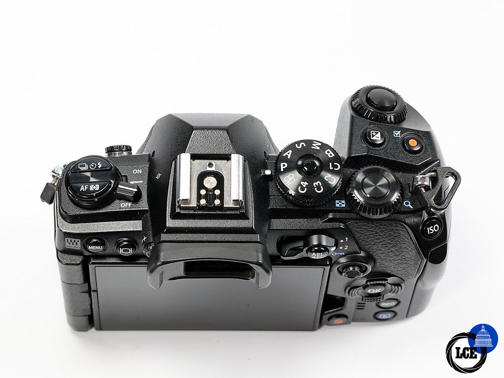 Olympus E-M1 III BODY *BOXED*