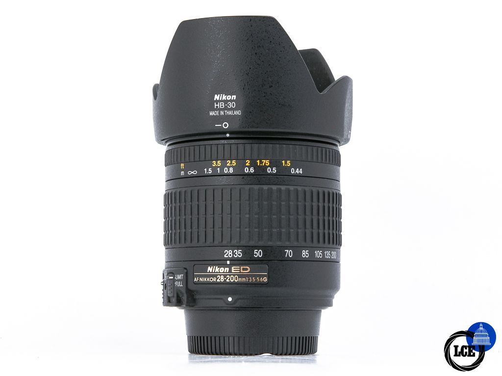 Nikon AF 28-200mm f3.5-5.6 G ED