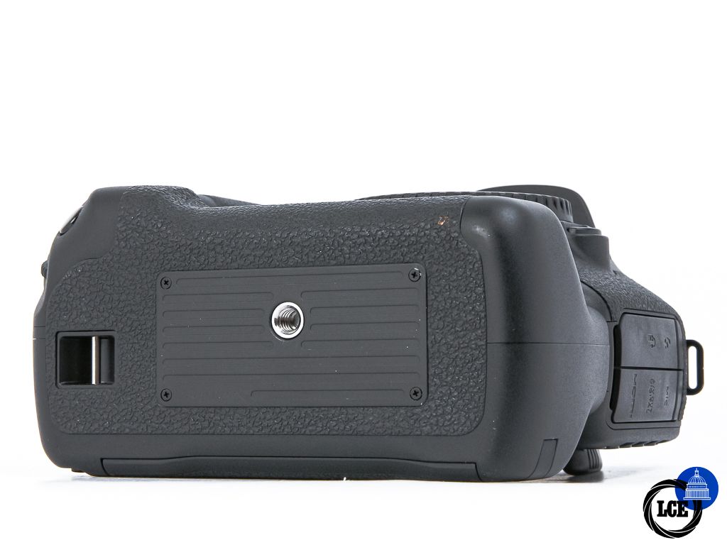 Canon EOS 7D + BG-E7 **10k Shutter Count**