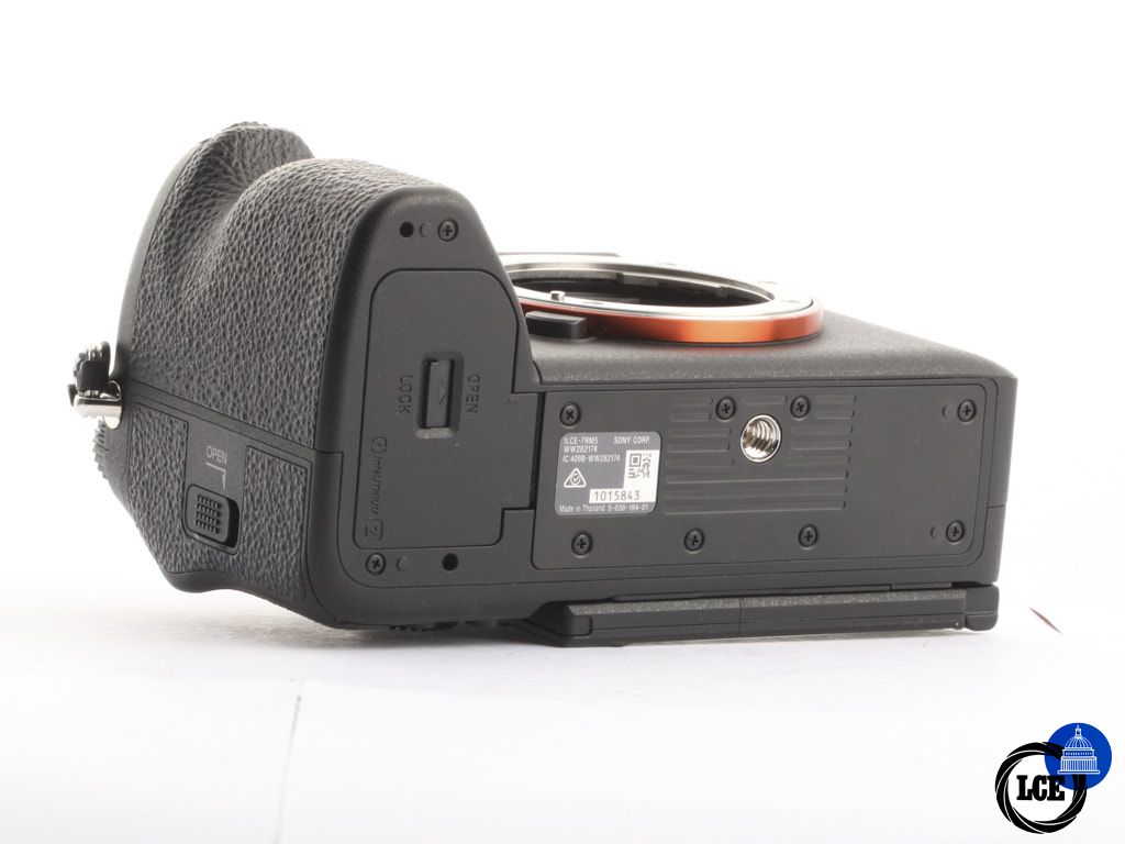 Sony A7R V Body [4*] | 10115284